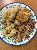 Pork Con Guineitos Al Escabeche Y Tostones